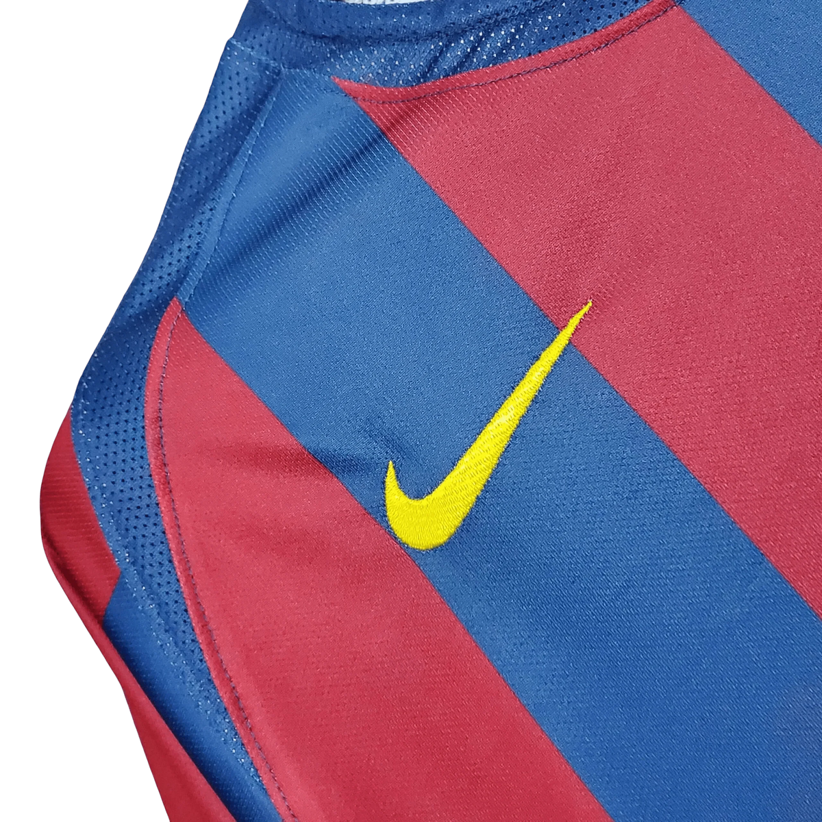 Barcelona Retro jersey - 2005/2006 Home Retro jersey